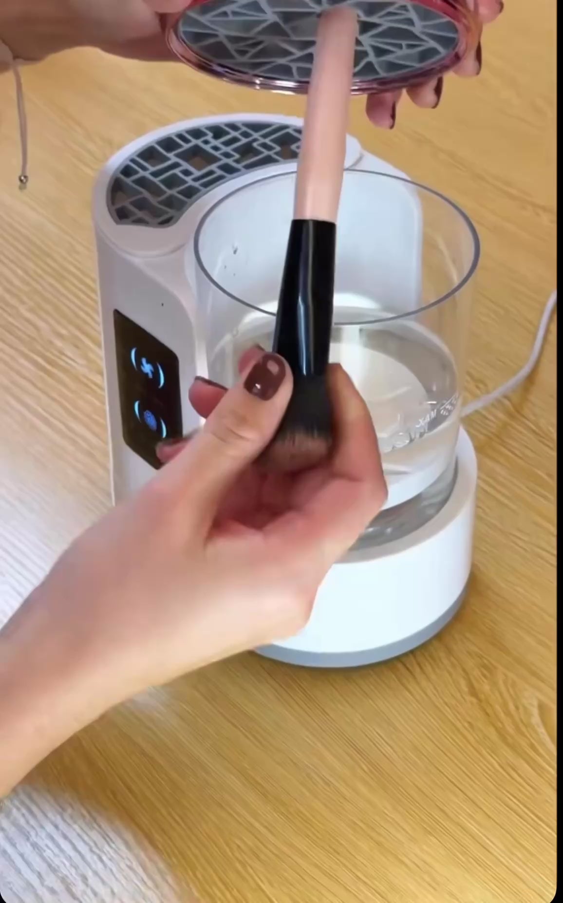 Nettoyeur Électrique de Pinceaux de Maquillage
